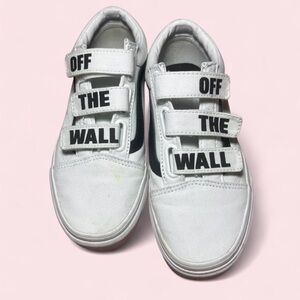 VANS OLD SKOOL WHITE TRAINERS 
SIZE M4 W6